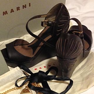 マルニ(Marni)のマルニ Marni サンダル 美品(サンダル)