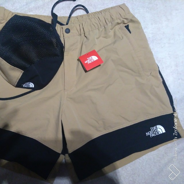 THE NORTH FACE(ザノースフェイス)のnorth face × beams キャメル　ノースフェイス　ビームス XXL メンズのパンツ(ショートパンツ)の商品写真