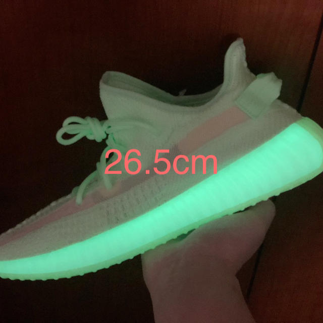 adidas(アディダス)のYEEZY BOOST 350 V2 Glow in the Dark 26.5 メンズの靴/シューズ(スニーカー)の商品写真