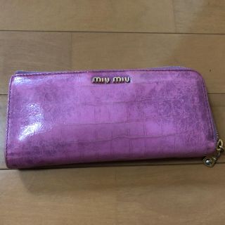 ミュウミュウ(miumiu)のmiumiu 長財布(財布)