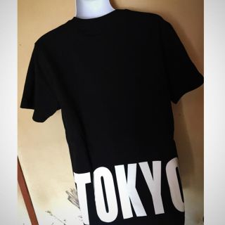 ジーユー(GU)のGU★新品★流行バックロゴTシャツ★TOKYOロゴ★黒M(Tシャツ(半袖/袖なし))