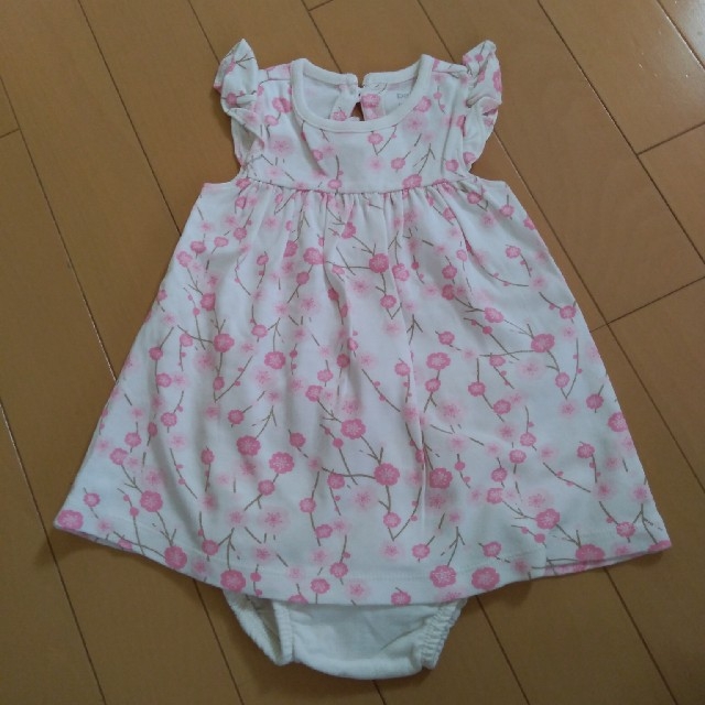 babyGAP(ベビーギャップ)のbabyGap 60cm　ワンピース キッズ/ベビー/マタニティのベビー服(~85cm)(ワンピース)の商品写真