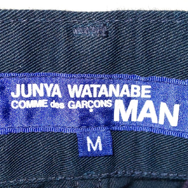 JUNYA WATANABE COMME des GARCONS(ジュンヤワタナベコムデギャルソン)の美品ジュンヤワタナベCOMME des GARCONS MAN ショーツ紺M メンズのパンツ(ショートパンツ)の商品写真