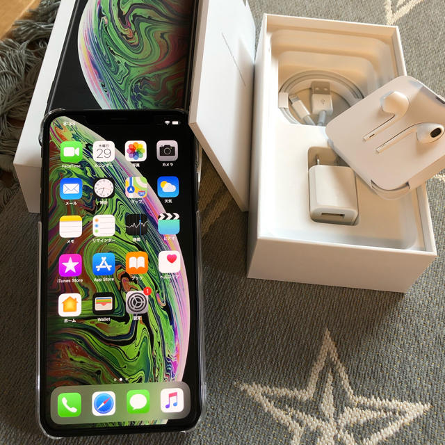 超美品iPhoneXS Max 64GB SIMフリー版 ブラック