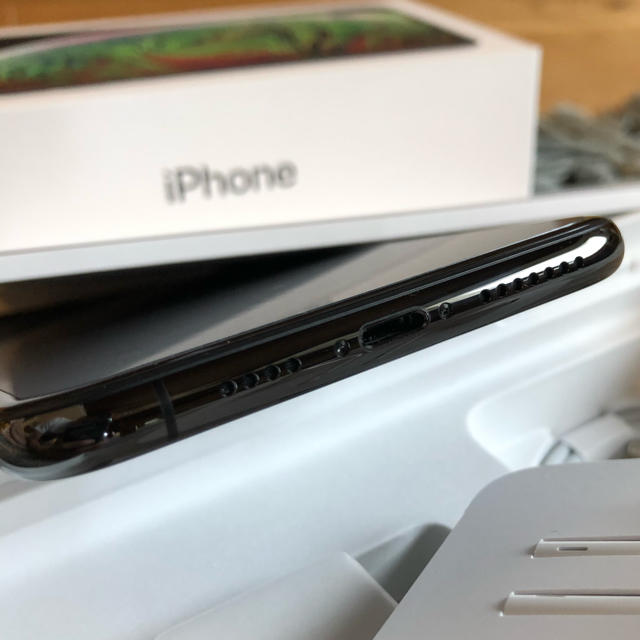 超美品iPhoneXS Max 64GB SIMフリー版 ブラック