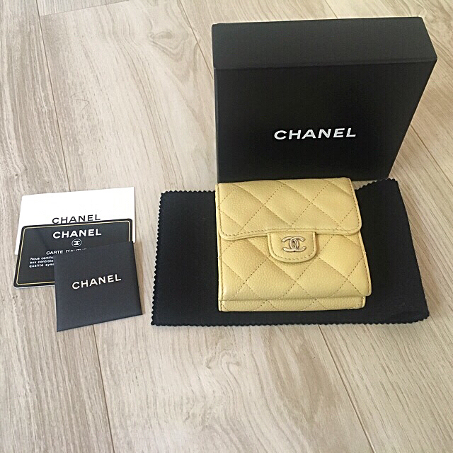 CHANEL 財布