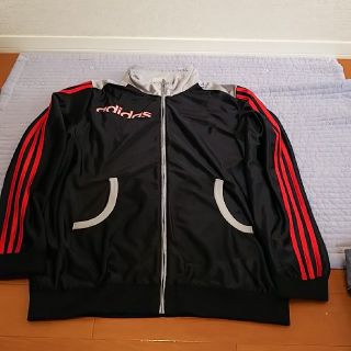 アディダス(adidas)のアディダス ジャージ 上 黒×グレー×赤 (XL)(ジャージ)