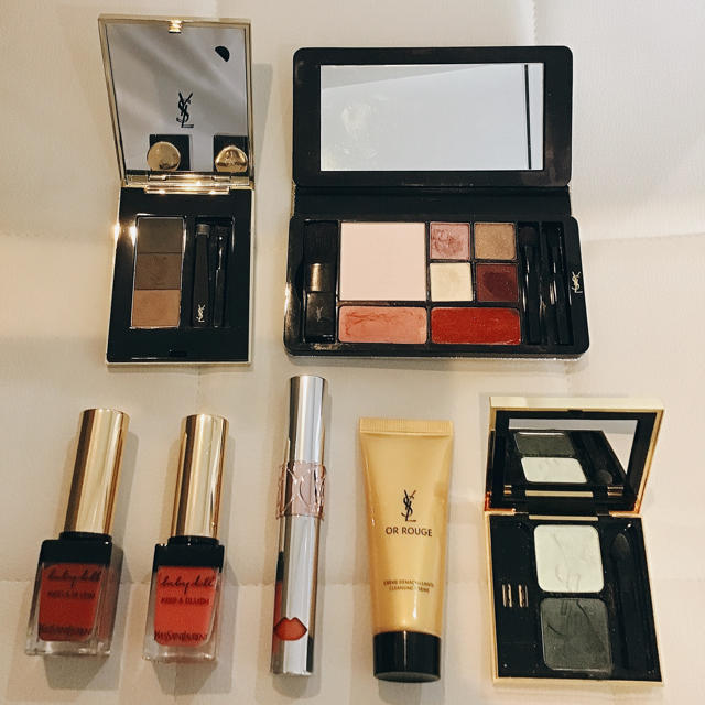 Yves Saint Laurent Beaute(イヴサンローランボーテ)の♡みらい様専用♡イヴ・サンローラン ★まとめ売り7点セット★ コスメ/美容のキット/セット(コフレ/メイクアップセット)の商品写真