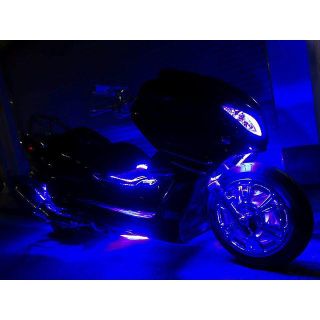 値下げ】 マジェスティC ブルーLED・4スピーカー・カーオディオ