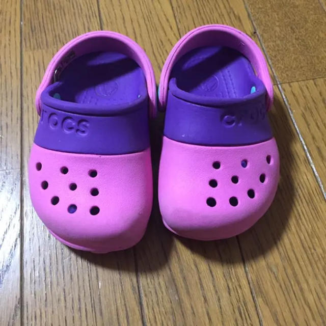 crocs(クロックス)のクロックス c5 13センチ キッズ/ベビー/マタニティのベビー靴/シューズ(~14cm)(サンダル)の商品写真