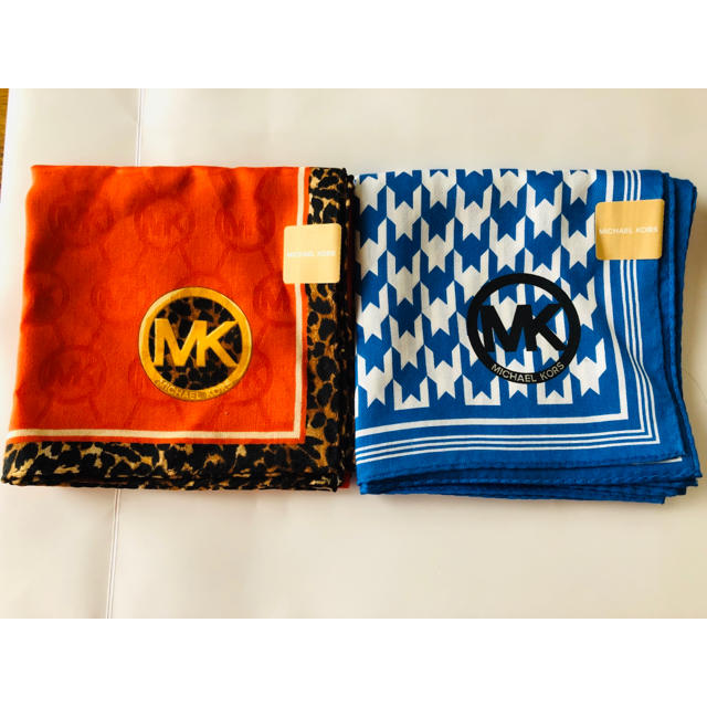 Michael Kors(マイケルコース)の月の砂様専用 マイケルコース スカーフ ハンカチ セット レディースのファッション小物(バンダナ/スカーフ)の商品写真