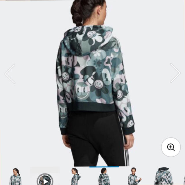 adidas(アディダス)のCROPPED HOODIE レディースのトップス(パーカー)の商品写真