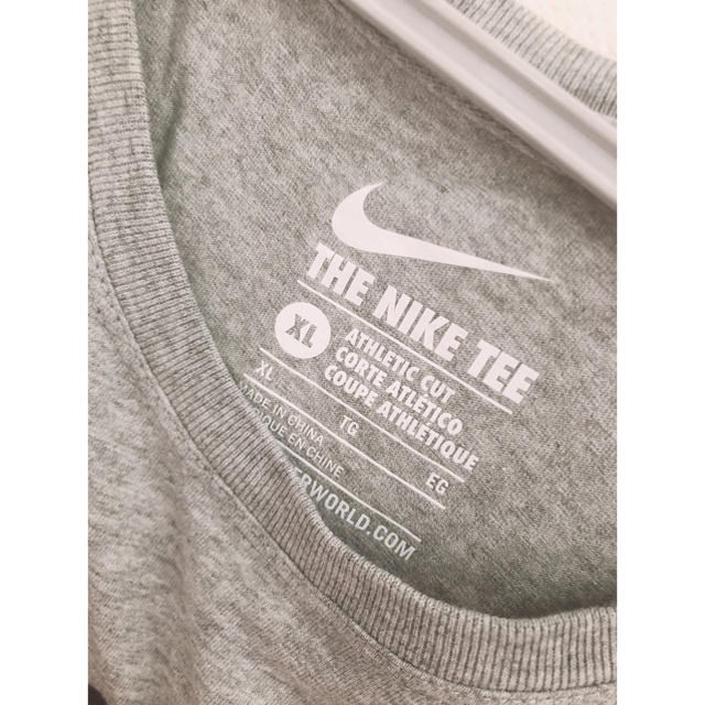 NIKE(ナイキ)のNIKE 半袖tシャツ レディースのトップス(Tシャツ(半袖/袖なし))の商品写真