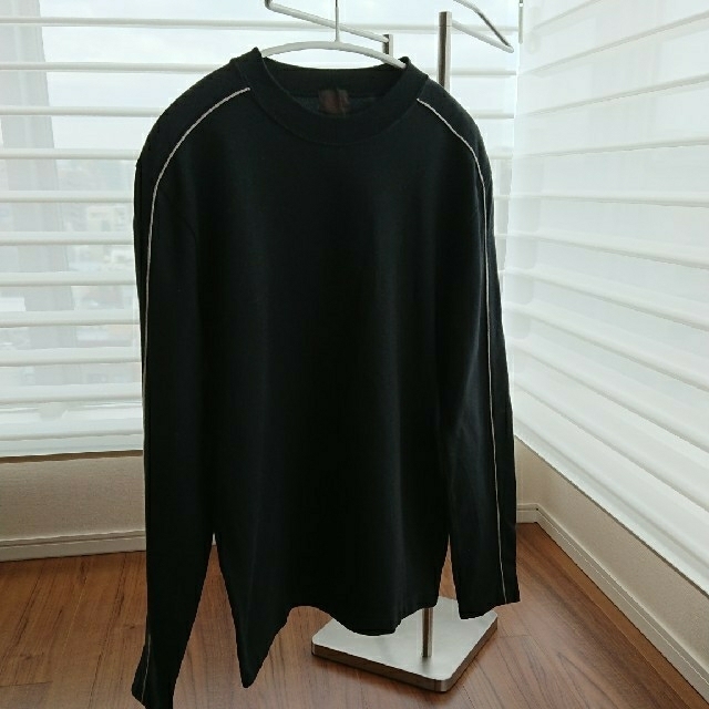 TAKEO KIKUCHI(タケオキクチ)のタケオキクチ 長袖 黒 Tシャツ メンズのトップス(Tシャツ/カットソー(七分/長袖))の商品写真