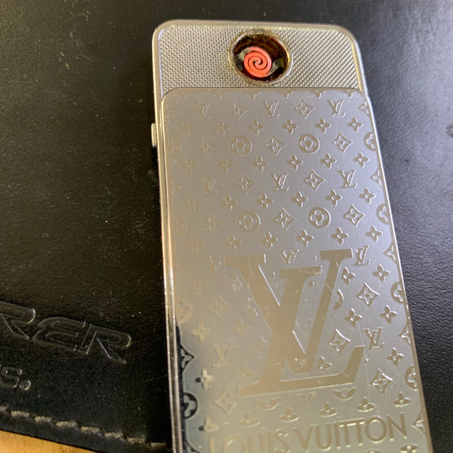 LOUIS VUITTON - ルイヴィトン ライター 値下げ♪の通販 by JON's shop｜ルイヴィトンならラクマ