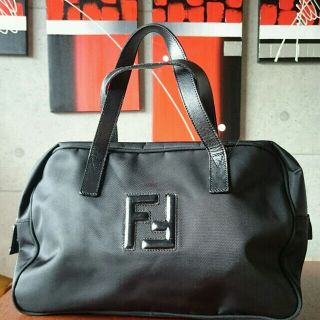フェンディ ミニトートバッグの通販 29点 | FENDIを買うならラクマ