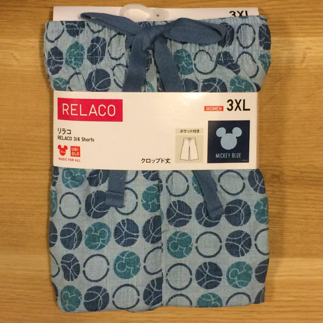 UNIQLO(ユニクロ)のUNIQLO ミッキーブルー リラコ 3XL 新品 レディースのルームウェア/パジャマ(ルームウェア)の商品写真