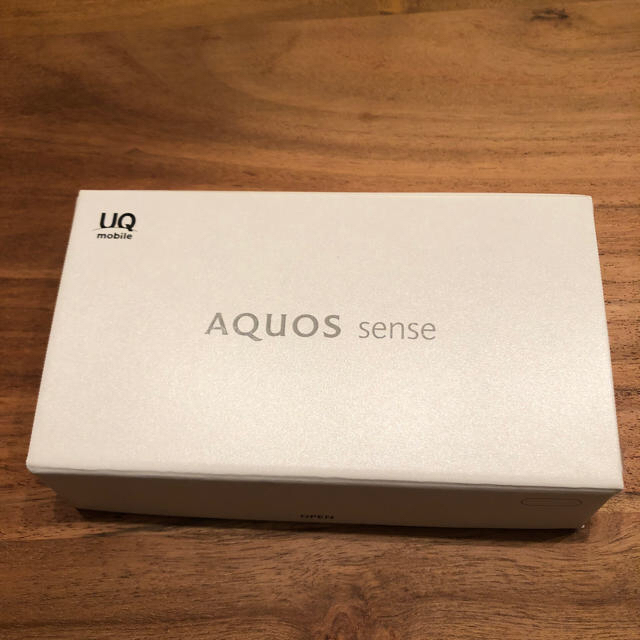 AQUOS sense シルキーホワイト