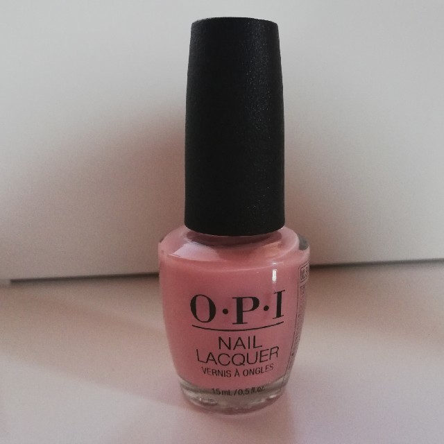 OPI(オーピーアイ)のOPI ネイルラッカー　ピンクベージュ　NL SH4 コスメ/美容のネイル(マニキュア)の商品写真