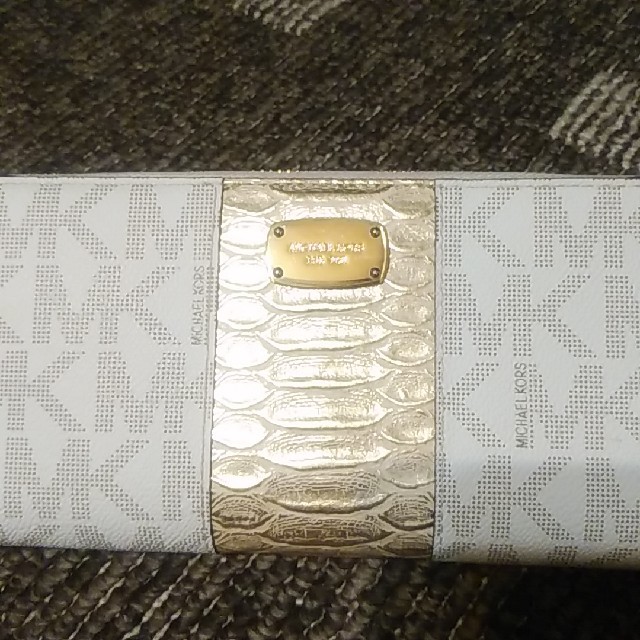 Michael Kors(マイケルコース)の超美品⭐マイケルコース⭐長財布 レディースのファッション小物(財布)の商品写真