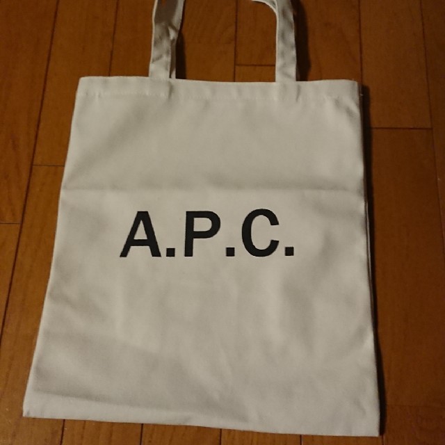 A.P.C(アーペーセー)のA.P.C.トートバッグ ベージュ レディースのバッグ(トートバッグ)の商品写真