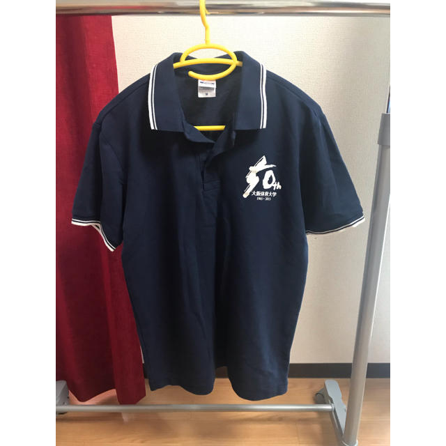 大阪体育大学 50周年記念ポロシャツ メンズのトップス(ポロシャツ)の商品写真