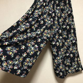 レイカズン(RayCassin)の花柄 ワイドパンツ スカーチョ レイカズン レトロ(その他)