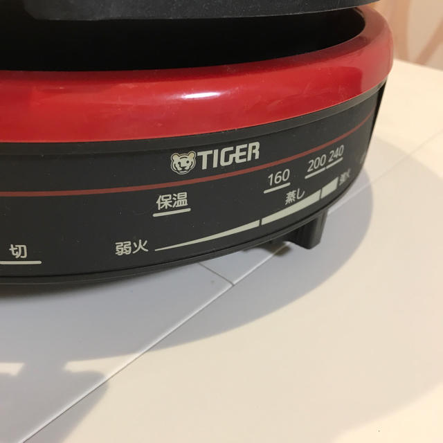 TIGER(タイガー)のタイガー グリルなべCQF- A100 スマホ/家電/カメラの調理家電(ホットプレート)の商品写真