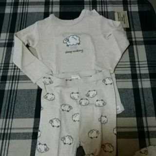 ベビーギャップ(babyGAP)の新品未使用GAPベビーパジャマ100　3才ベージュ羊、長そで長ズボンめん(パジャマ)