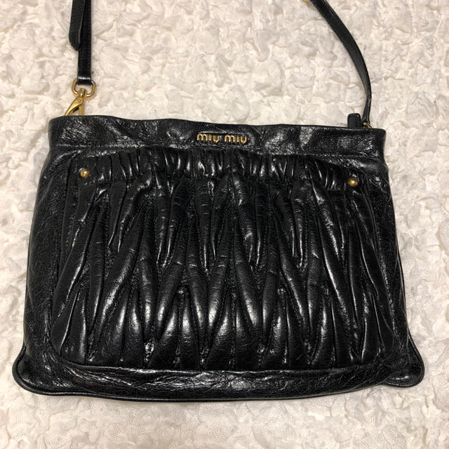 MIU MIU - ミュウミュウマテラッセ黒ショルダーバッグポシェットプラダバレンシアガクロエグッチ