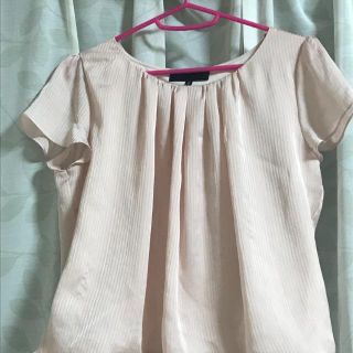 アンタイトル(UNTITLED)のピンク ブラウス 美品(シャツ/ブラウス(半袖/袖なし))