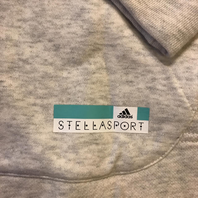 adidas by Stella McCartney(アディダスバイステラマッカートニー)の新品 パーカー ステラスポーツ スポーツ/アウトドアのランニング(ウェア)の商品写真