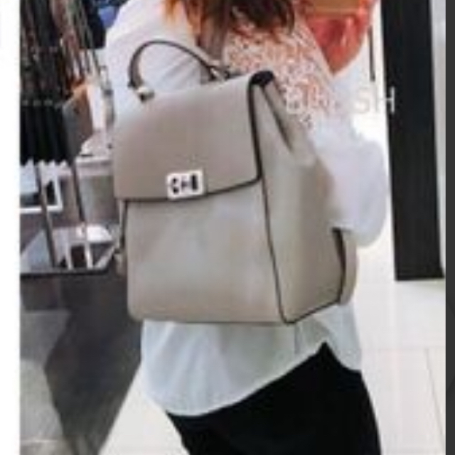 Michael Kors(マイケルコース)のマイケルコース⭐️リュック レディースのバッグ(リュック/バックパック)の商品写真