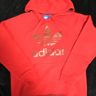 アディダス(adidas)のadidas パーカー(パーカー)