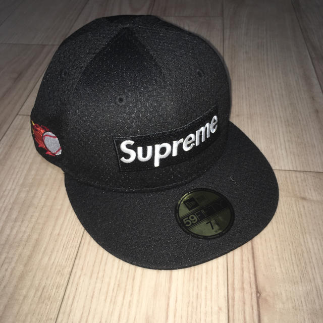 Supreme New Era Mesh Box Logo