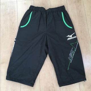 ミズノ(MIZUNO)のミズノ ウインドセミロングハーフパンツ ランニング Lサイズ 新品(ウェア)