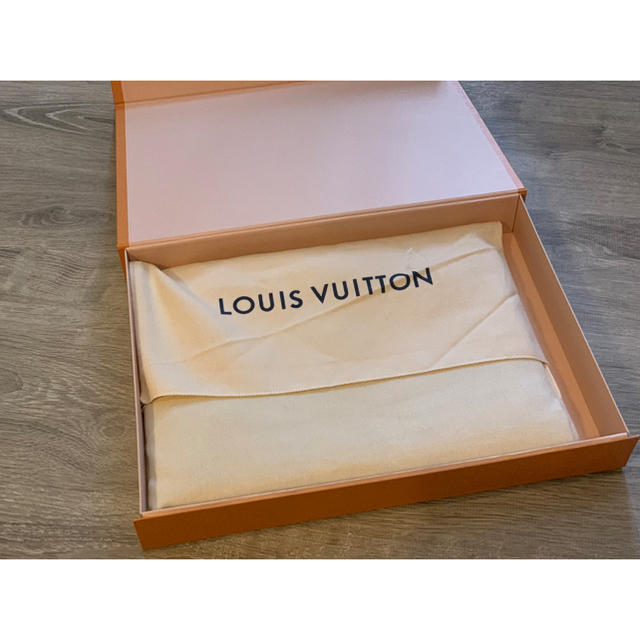 Louis Vuitton ポシェット A4 ヴァージル クラッチ Virgil