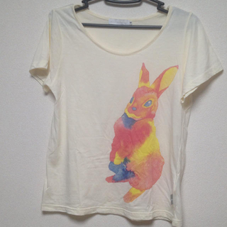 アースミュージックアンドエコロジー(earth music & ecology)のTシャツ（ウサギ）(Tシャツ(半袖/袖なし))
