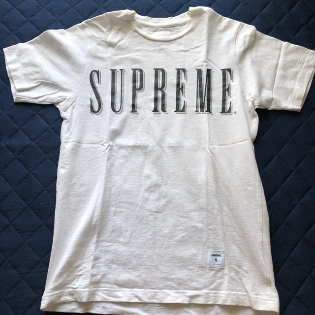 Tシャツ/カットソー(半袖/袖なし)supreme Tシャツ S