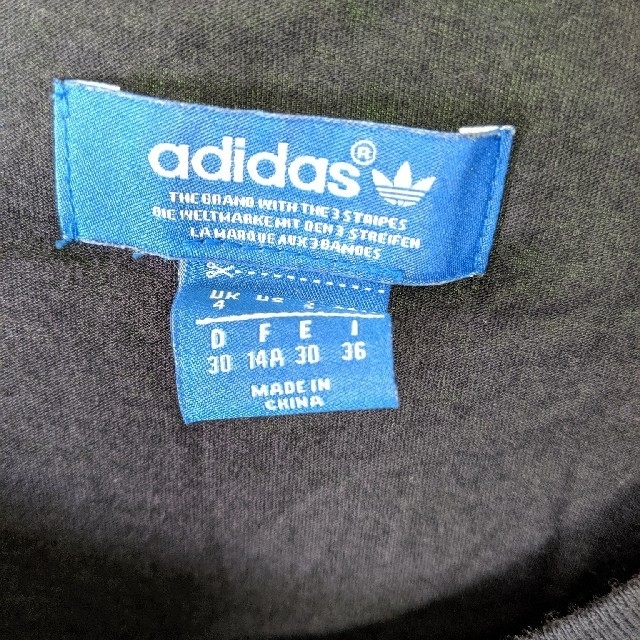 adidas(アディダス)のadidas アディダス ティシャツ レディースのトップス(Tシャツ(半袖/袖なし))の商品写真