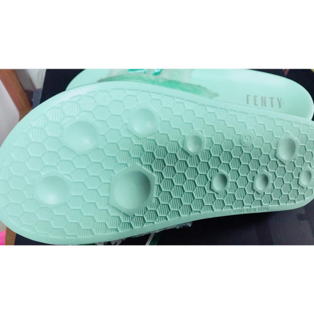 FENTY PUMA by Rihanna ファー サンダル | loneoakpoint.com