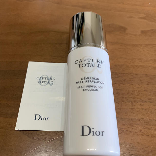 Dior(ディオール)のDior カプチュール トータル ミルク 乳液 コスメ/美容のスキンケア/基礎化粧品(乳液/ミルク)の商品写真