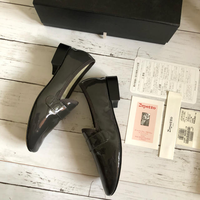 repetto(レペット)のほぼ未使用⭐️定価41040円／repetto レペット マイケル ローファー レディースの靴/シューズ(ローファー/革靴)の商品写真