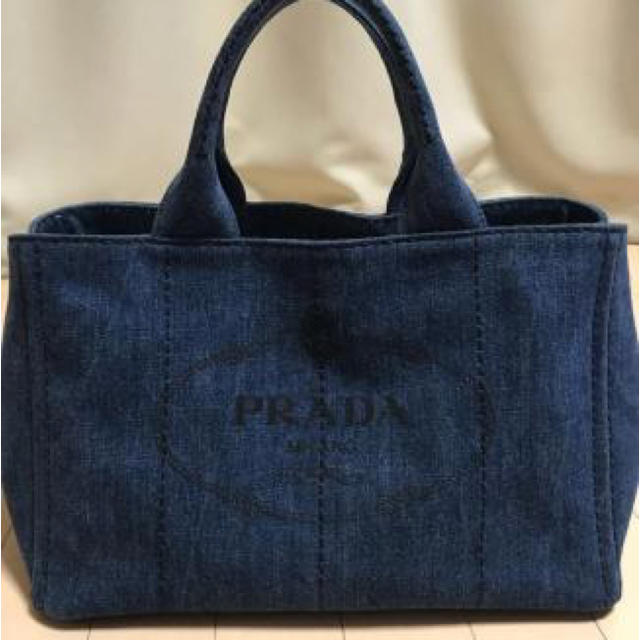 PRADA  プラダ カナパ