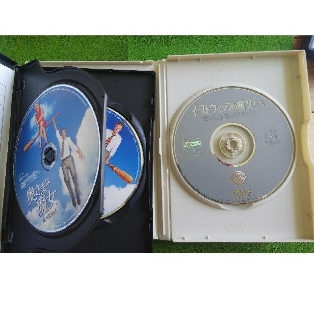 SONY(ソニー)の『奥さまは魔女』『イーストウィックの魔女たち』DVDセット エンタメ/ホビーのDVD/ブルーレイ(外国映画)の商品写真