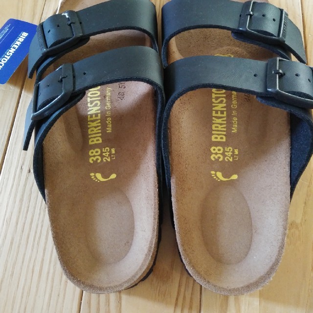 BIRKENSTOCK(ビルケンシュトック)のジョン様専用 ビルケンシュトック　アリゾナ　38　ブラック レディースの靴/シューズ(サンダル)の商品写真