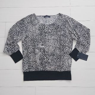 ザラ(ZARA)のZARA ザラ モノトーン アニマル柄 トップス Ｌ 新品(カットソー(長袖/七分))