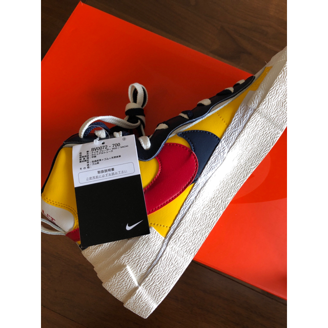 NIKE(ナイキ)のsacai NIKE blazer mid yellow 28cm メンズの靴/シューズ(スニーカー)の商品写真