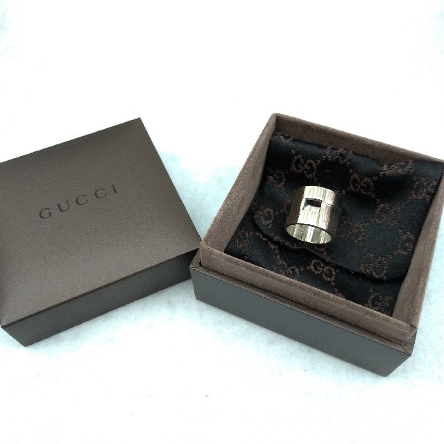 Gucci(グッチ)のグッチリング　Gロゴ　シルバー レディースのアクセサリー(リング(指輪))の商品写真