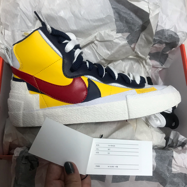 nike sacai blazer yellow 24cm